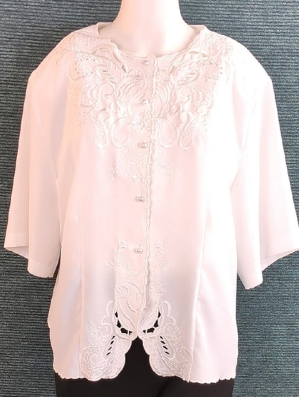 Vintage 80s Christie & Jill Embroidered Blouse